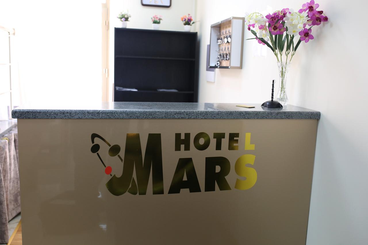 Hotel Mars Zugdidi Exterior photo